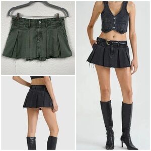 NWT Abrand Jeans Chloe Pleated Micro Mini Skirt Green Denim Y2K Sz 26